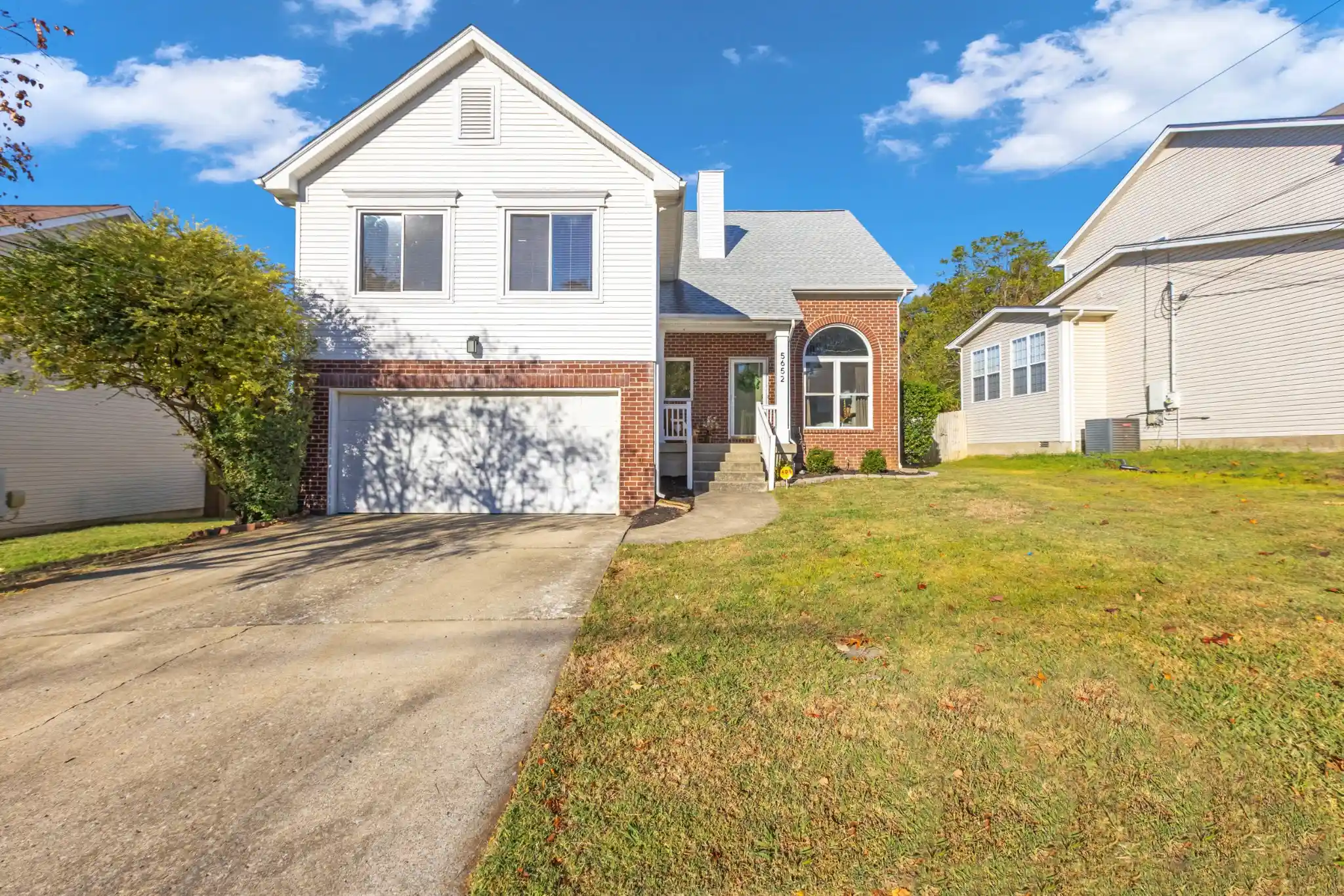 Photo 3 of Single family home for sale at 5652 Chestnutwood Trl, Hermitage, TN 37076 | MLS# 3624452 | Listing updated on 2026-10-23