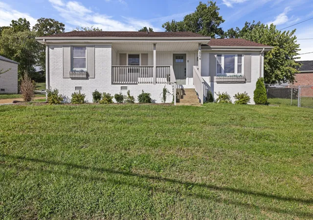 Single family home for sale at 3804 Lunn Dr, Nashville, TN 37218 | MLS# 3627508