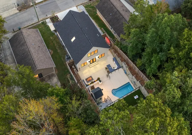 Photo 1 of Single family home for sale at 625 Snow St, Chattanooga, TN 37405 | MLS# 3623991 | Listing updated on 2026-10-22