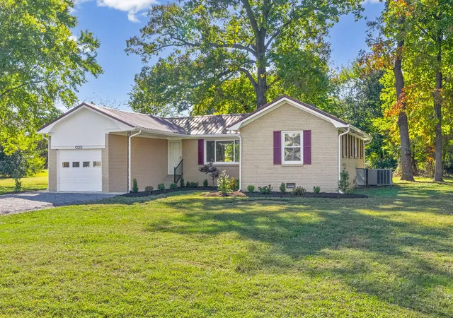 Photo 3 of Single family home for sale at 123 Poole Ml Rd, Crofton, KY 42217 | MLS# 3624133 | Listing updated on 2026-10-22