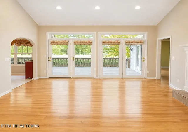 Photo 2 of Single family home for sale at 224 Forest Hl Dr, Crossville, TN 38558 | MLS# 3623992 | Listing updated on 2026-10-22