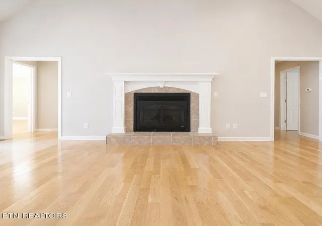 Photo 3 of Single family home for sale at 224 Forest Hl Dr, Crossville, TN 38558 | MLS# 3623992 | Listing updated on 2026-10-22
