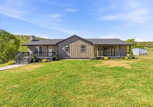 Photo 1 of Single family home for sale at 2320 Swindell Holw Rd, Lebanon, TN 37090 | MLS# 3624397 | Listing updated on 2026-10-23
