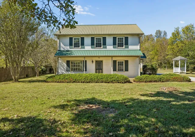 Photo 4 of Single family home for sale at 2097 Carters Crk Pike, Franklin, TN 37064 | MLS# 3624011 | Listing updated on 2026-10-27