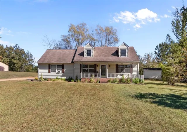 Single family home for sale at 1940 Highway 641 S, Camden, TN 38320 | MLS# 3624124