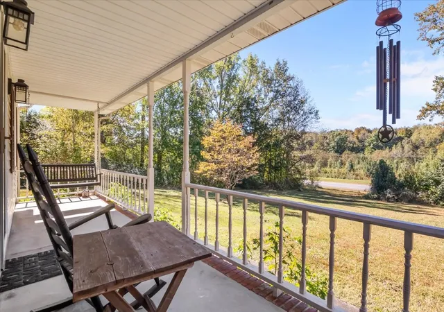 Photo 4 of Single family home for sale at 1940 Highway 641 S, Camden, TN 38320 | MLS# 3624124 | Listing updated on 2026-10-22
