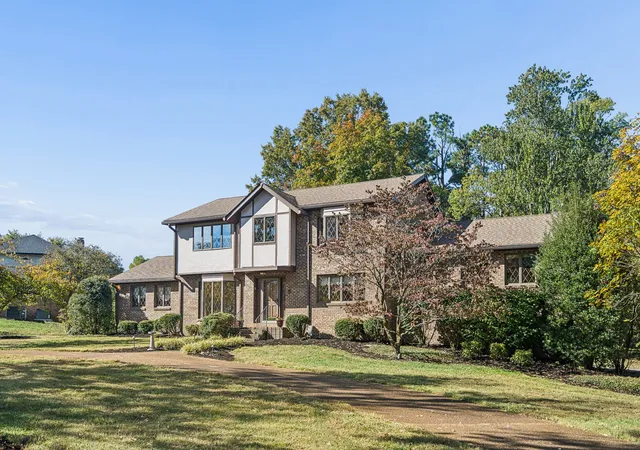 Photo 1 of Single family home for sale at 5533 Saddlewood Ln, Brentwood, TN 37027 | MLS# 3628389 | Listing updated on 2026-10-29