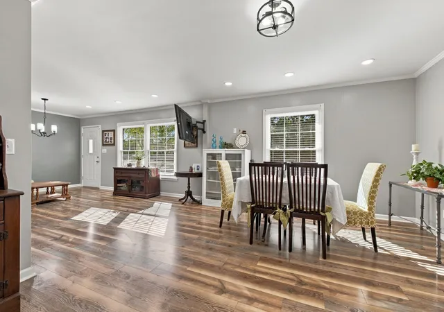 Photo 2 of Single family home for sale at 208 Joslin Ave, Gallatin, TN 37066 | MLS# 3627725 | Listing updated on 2026-10-30