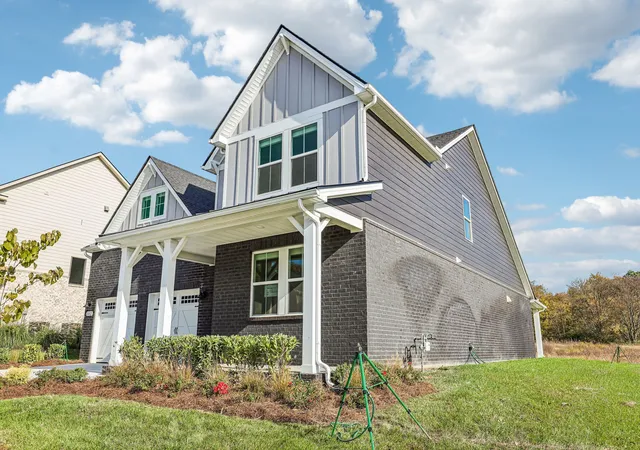 Photo 2 of Single family home for sale at 2082 Riley Park Dr, Franklin, TN 37064 | MLS# 3624085 | Listing updated on 2026-10-29