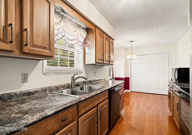 Photo 4 of Single family home for sale at 165 Vanderview Dr, Seymour, TN 37865 | MLS# 3624080 | Listing updated on 2026-10-22
