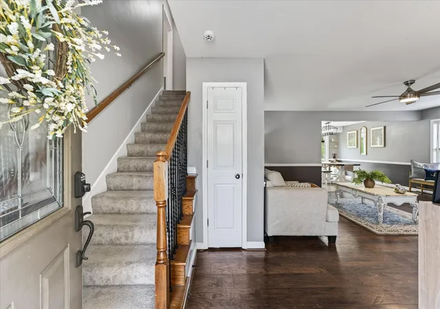 Photo 3 of Single family home for sale at 1008 Ishee Dr, Clarksville, TN 37042 | MLS# 3624144 | Listing updated on 2026-10-23
