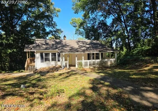Single family home for sale at 520 Burns Rd, Knoxville, TN 37914 | MLS# 3624140