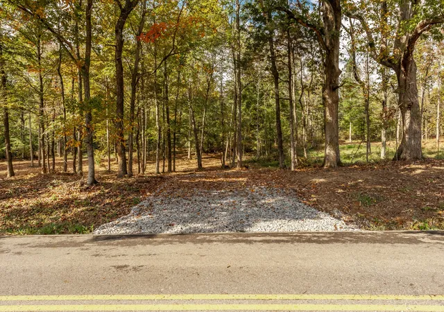 Photo 3 of Land for sale at 569 Highland Rd, Westmoreland, TN 37186 | MLS# 3626784 | Listing updated on 2026-10-26