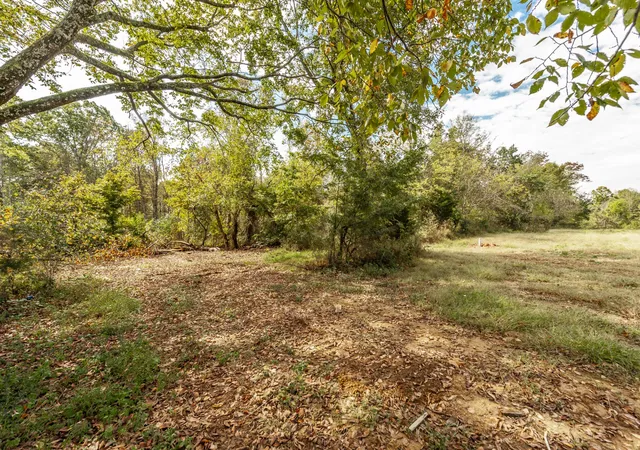 Photo 4 of Land for sale at 577 Highland Rd, Westmoreland, TN 37186 | MLS# 3626774 | Listing updated on 2026-10-26