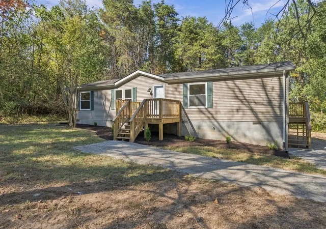 Photo 2 of Manufactured home for sale at 1081 Bryant Rd, Ashland City, TN 37015 | MLS# 3624639 | Listing updated on 2026-10-29
