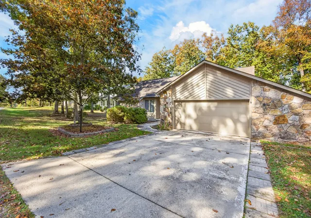 Single family home for sale at 116 Rolling Green Dr, Fairfield Glade, TN 38555 | MLS# 3627304