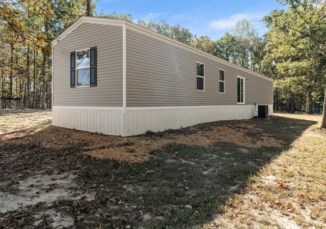 Photo 3 of Manufactured home for sale at 25 Ward Rd, Loretto, TN 38469 | MLS# 3624353 | Listing updated on 2026-10-29