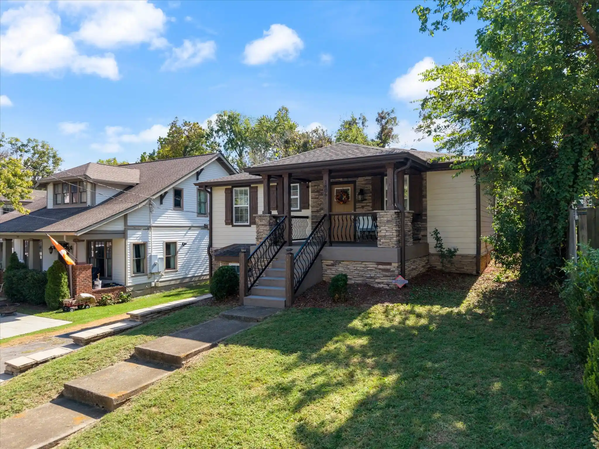 Photo 4 of Single family home for sale at 1406 Lillian St, Nashville, TN 37206 | MLS# 3624413 | Listing updated on 2026-10-23