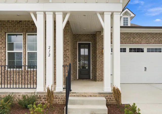 Photo 4 of Single family home for sale at 212 Aspen Arch Ct, Hermitage, TN 37076 | MLS# 3624596 | Listing updated on 2026-10-23