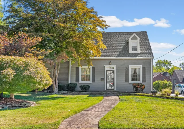 Photo 1 of Single family home for sale at 114 Latham Ave, Hopkinsville, KY 42240 | MLS# 3627122 | Listing updated on 2026-10-26