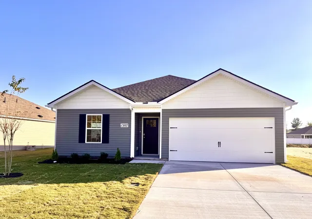 Single family home for sale at 1307 Grassy Plain Pass, Lewisburg, TN 37091 | MLS# 3630213