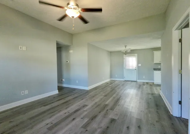 Photo 3 of Single family home for sale at 205 Arkansas Ave, Oak Grove, KY 42262 | MLS# 3626526 | Listing updated on 2026-10-26