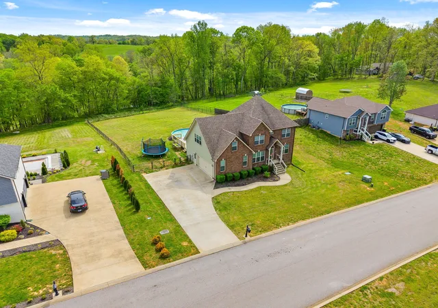 Photo 2 of Single family home for sale at 1230 Rich Ellen Dr, Palmyra, TN 37142 | MLS# 3624350 | Listing updated on 2026-10-23