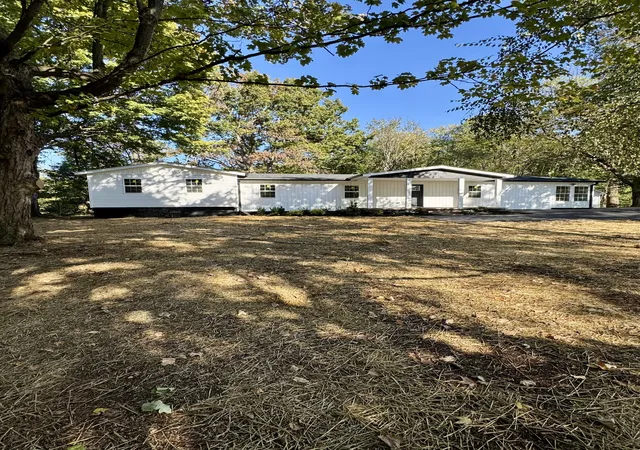 Photo 1 of Single family home for sale at 2026b Highway 31 W, White House, TN 37188 | MLS# 3626142 | Listing updated on 2026-10-29