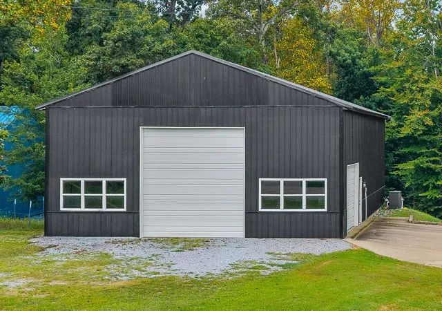 Photo 1 of Single family home for sale at 3057 Nicole Rd, Clarksville, TN 37040 | MLS# 3626453 | Listing updated on 2026-10-29