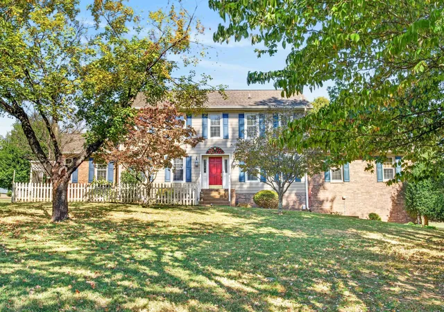Single family home for sale at 1062 Sunset Dr, Gallatin, TN 37066 | MLS# 3629923