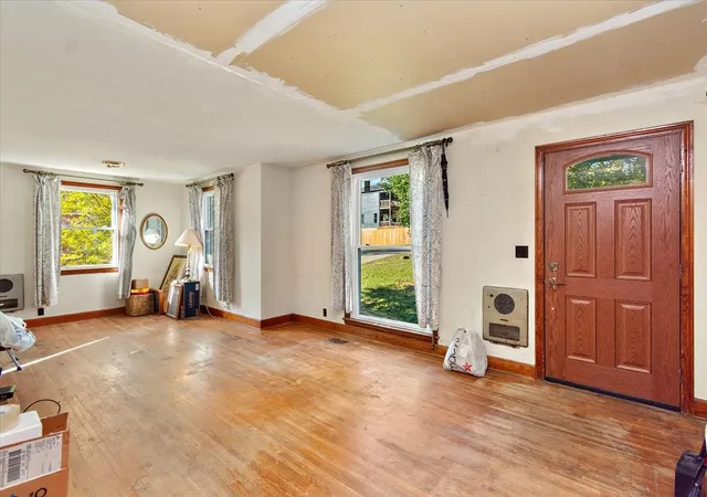 Photo 3 of Single family home for sale at 4906 Inglewood Ct, Nashville, TN 37216 | MLS# 3626359 | Listing updated on 2026-10-26