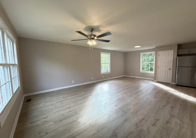 Photo 4 of Single family home for sale at 1816 Apex Dr, Clarksville, TN 37040 | MLS# 3624404 | Listing updated on 2026-10-23