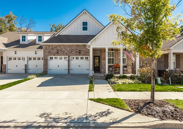 Photo 2 of Townhouse for sale at 424 Gingerwood Ln, Hendersonville, TN 37075 | MLS# 3626466 | Listing updated on 2026-10-26