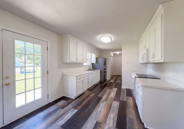 Photo 1 of Single family home for sale at 2319 Forrest Flds Dr, Chapel Hill, TN 37034 | MLS# 3624463 | Listing updated on 2026-10-31