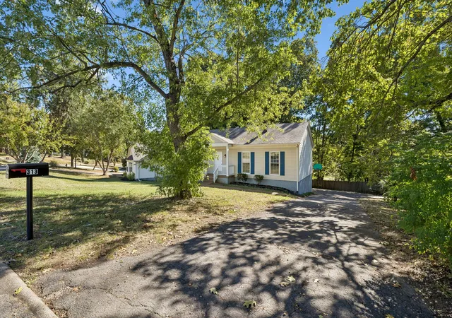 Photo 1 of Single family home for sale at 313 Sunrise Cir, Mount Juliet, TN 37122 | MLS# 3624525 | Listing updated on 2026-10-26