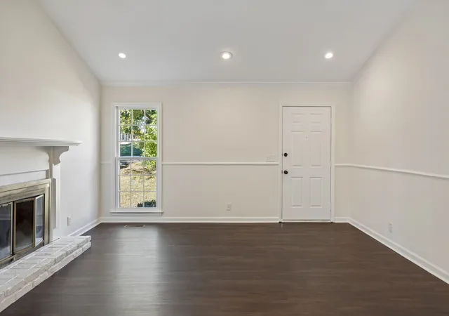 Photo 3 of Single family home for sale at 313 Sunrise Cir, Mount Juliet, TN 37122 | MLS# 3624525 | Listing updated on 2026-10-26