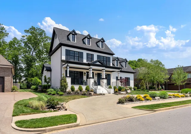 Photo 3 of Mansion for sale at 1483 Boardwalk Pl, Gallatin, TN 37066 | MLS# 3624513 | Listing updated on 2026-10-23