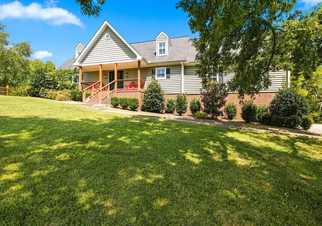 Photo 3 of Single family home for sale at 1115 Jensen Ln, Hendersonville, TN 37075 | MLS# 3626681 | Listing updated on 2026-10-28