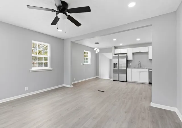 Photo 4 of Single family home for sale at 1806 Fern Dr, Murfreesboro, TN 37130 | MLS# 3624490 | Listing updated on 2026-10-23