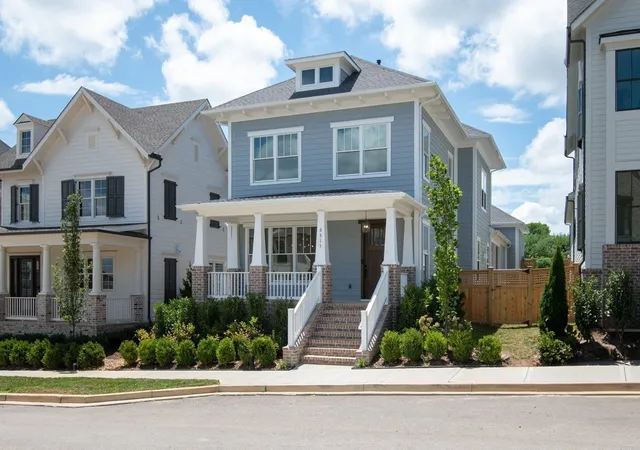 Photo 1 of Single family home for sale at 8013 Southvale Blvd, Franklin, TN 37064 | MLS# 3624498 | Listing updated on 2026-10-23