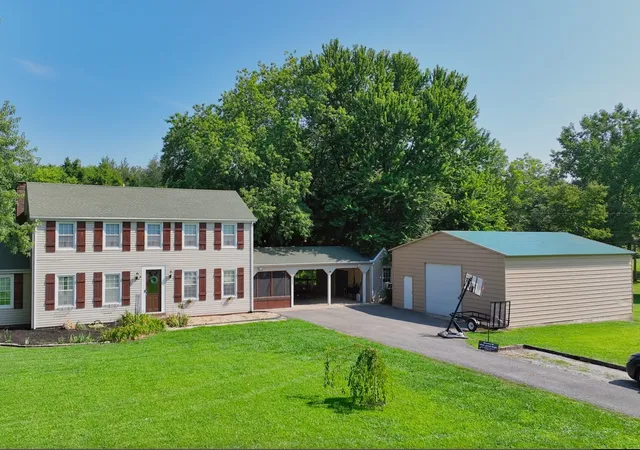 Photo 1 of Single family home for sale at 7921 New Chapel Rd, Springfield, TN 37172 | MLS# 3624600 | Listing updated on 2026-10-25