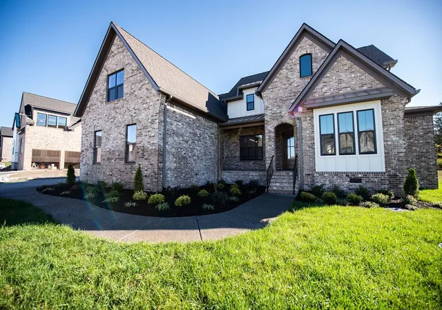 Photo 1 of Single family home for sale at 2926 Carisbrooke Dr, Mount Juliet, TN 37122 | MLS# 3626819 | Listing updated on 2026-10-26