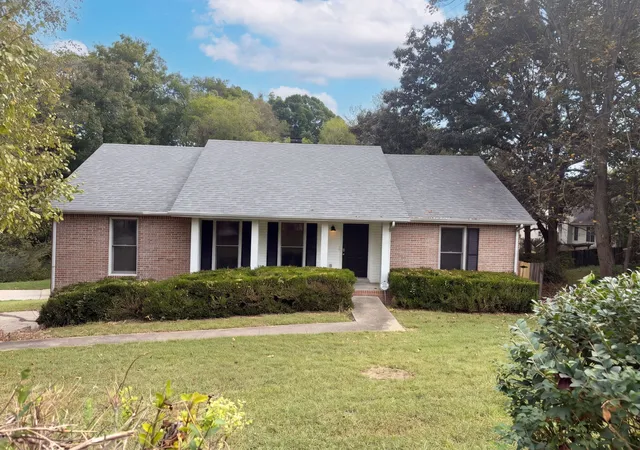 Photo 1 of Single family home for sale at 1201 Verkler Dr, Clarksville, TN 37042 | MLS# 3624547 | Listing updated on 2026-10-30