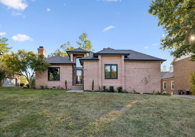 Photo 1 of Single family home for sale at 633 Andrew Rucker Ln, Nashville, TN 37211 | MLS# 3624615 | Listing updated on 2026-10-28