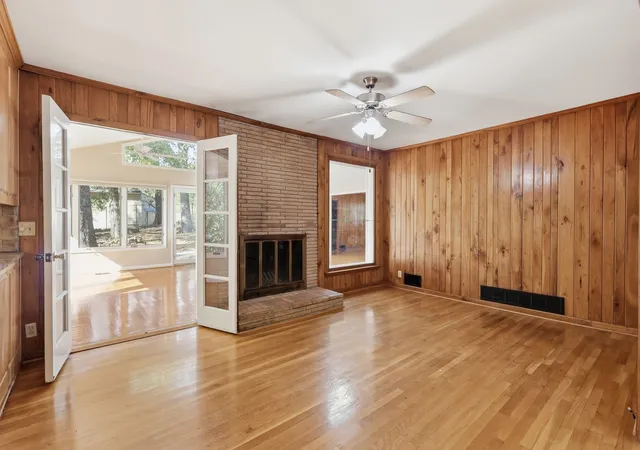 Photo 3 of Single family home for sale at 605 Clematis Dr, Nashville, TN 37205 | MLS# 3624630 | Listing updated on 2026-10-23