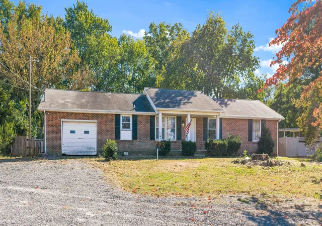 Single family home for sale at 5979 Franklin Rd, Murfreesboro, TN 37128 | MLS# 3627927