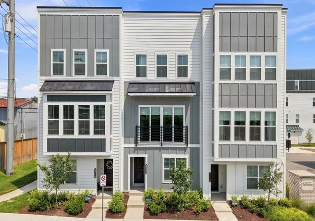 Townhouse for sale at 4116 Indiana Ave, Nashville, TN 37209 | MLS# 3629494