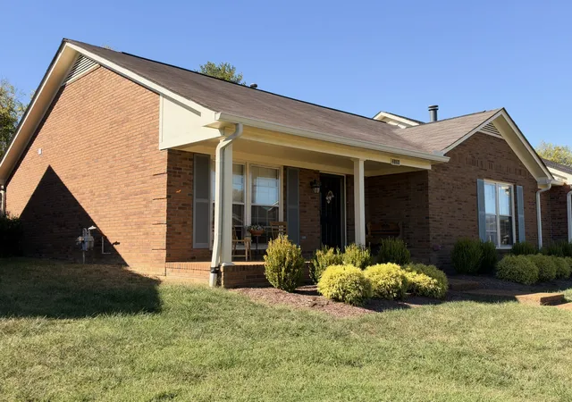 Photo 1 of Townhouse for sale at 2138 River Chase Dr, Murfreesboro, TN 37128 | MLS# 3626776 | Listing updated on 2026-10-28