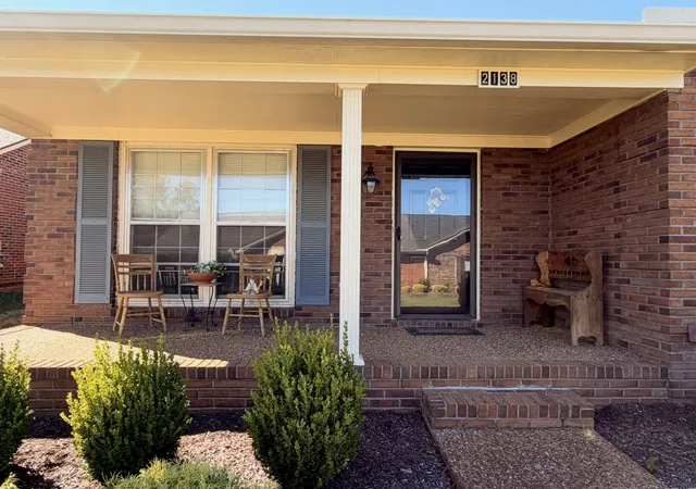 Photo 2 of Townhouse for sale at 2138 River Chase Dr, Murfreesboro, TN 37128 | MLS# 3626776 | Listing updated on 2026-10-28