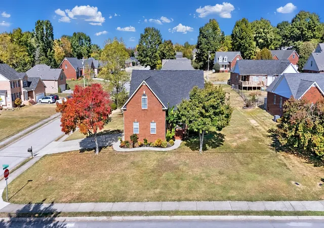 Photo 2 of Single family home for sale at 4001 Claude Dr, Smyrna, TN 37167 | MLS# 3627603 | Listing updated on 2026-10-28